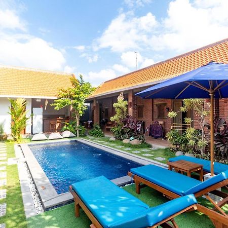 Pondok Juli Canggu Екстериор снимка